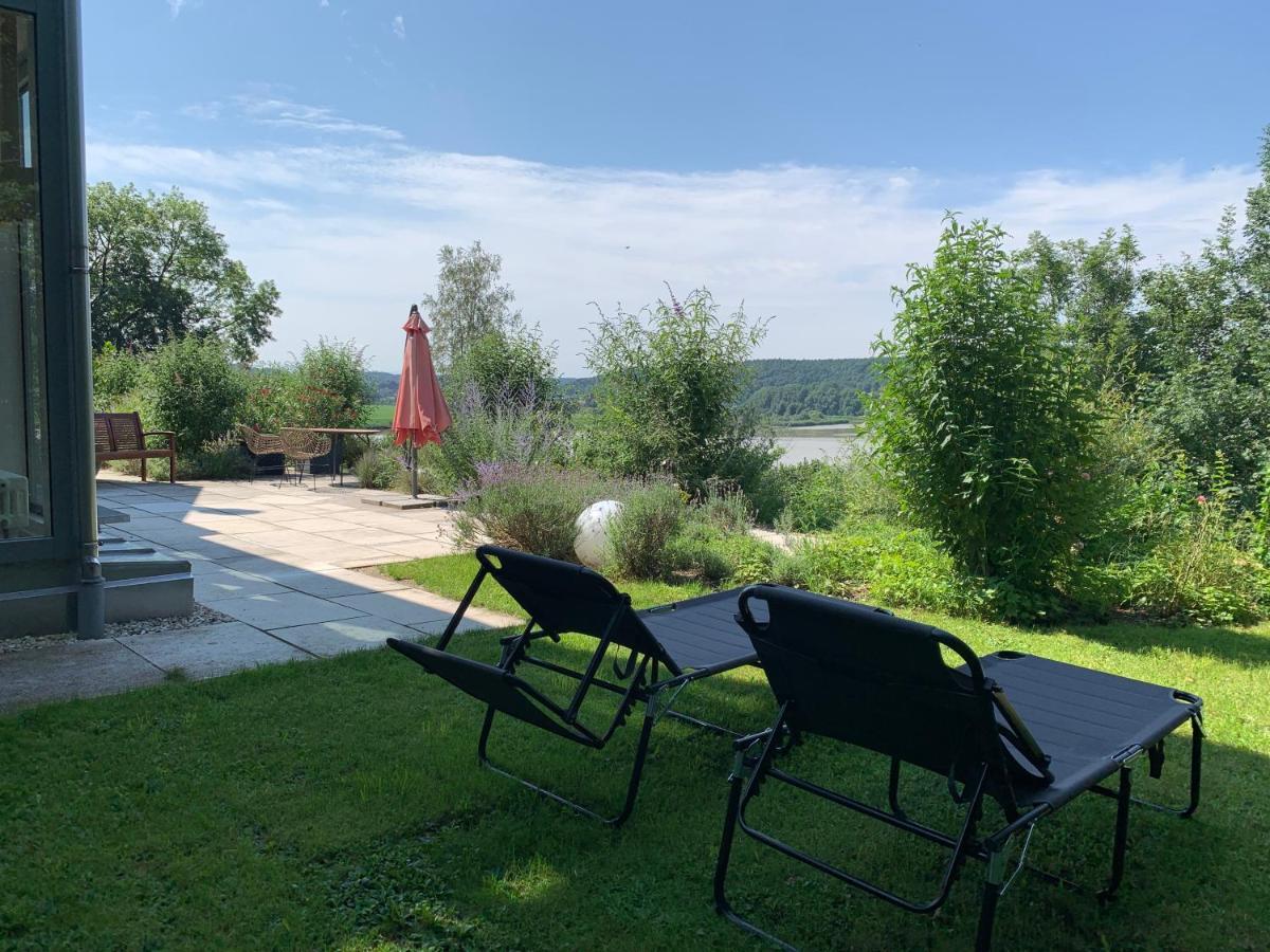 Stille X Weite - Hochwertige Wohnung Mit See-Panorama Kronburg Exterior foto